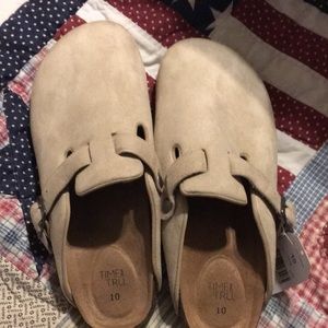 Women’s Time and Tru Shoes